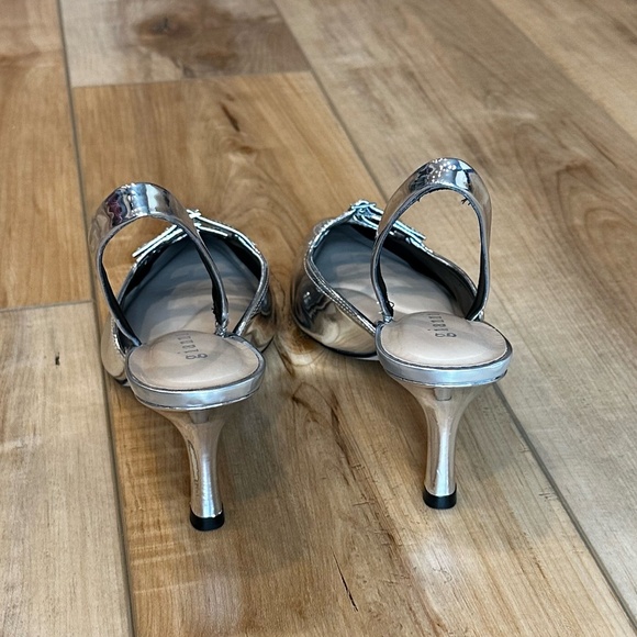 NWT Gianni Bini Marlie Silver Metallic Pointy Slingback Dressy Heels Size 8 - Picture 5 of 14